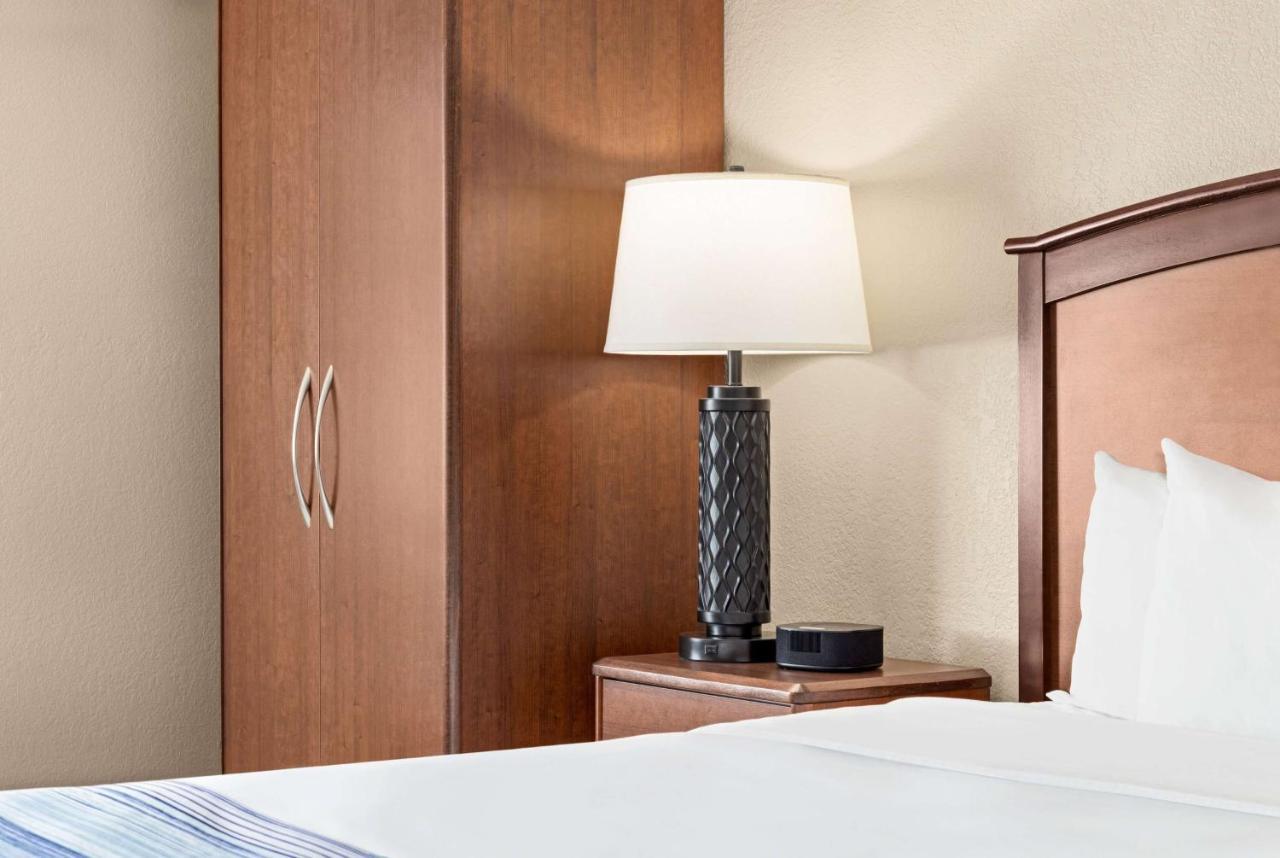 Americinn By Wyndham Roseau Exteriér fotografie