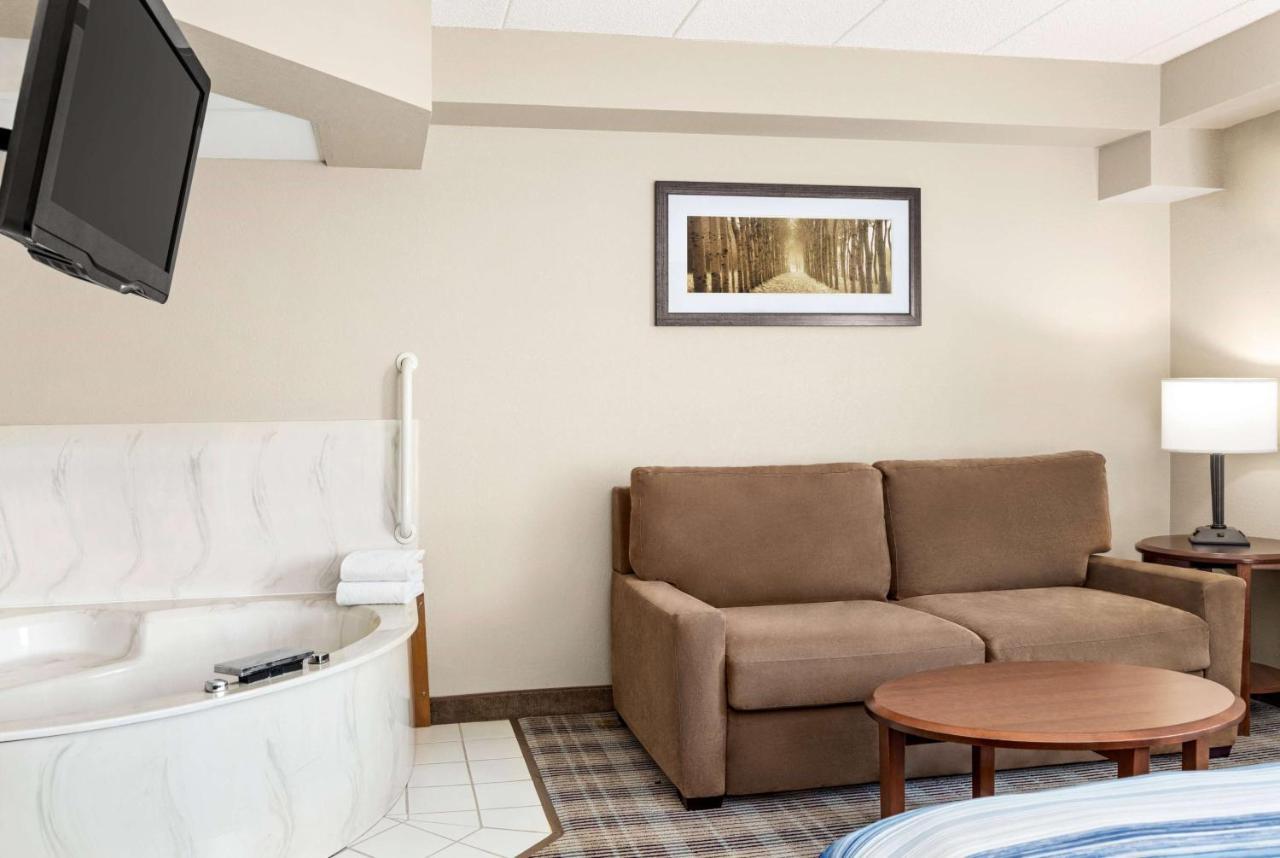 Americinn By Wyndham Roseau Exteriér fotografie